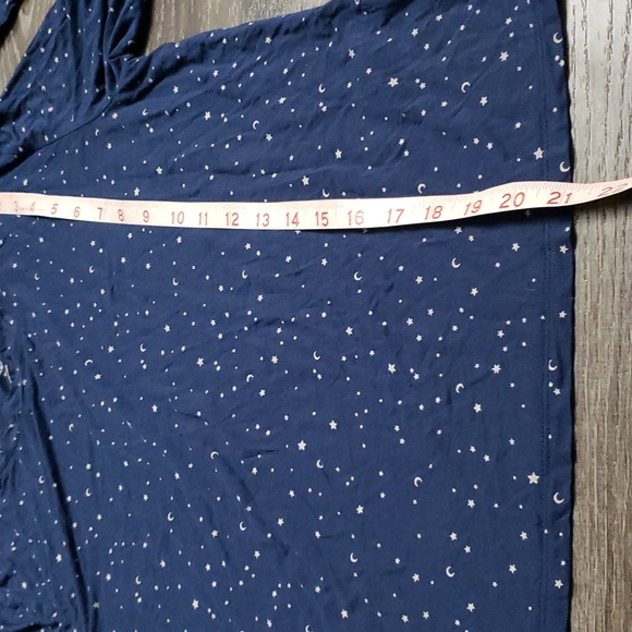 GapBody TrueSleep Super Soft Moon and Stars Modal Blend PJ top Sz S - Picture 8 of 8